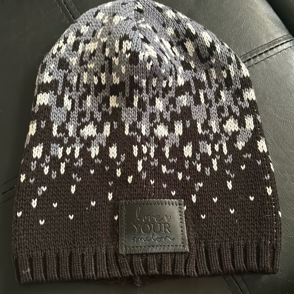 Love Your Melon Beanie (NWOT)